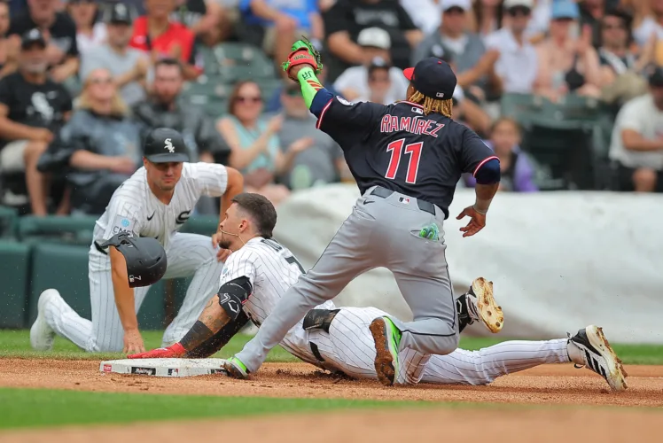 Colson Montgomery Hits 3-Run Homer And White Sox Top Guardians 5-3 To Increase AL Central Lead
